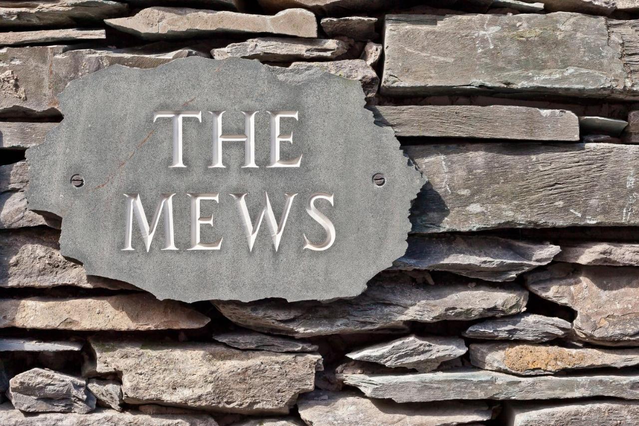 The Mews Boutique Deluxe Apartments, Sleep 2-6 People , Central Location, Free Parking Windermere Eksteriør billede